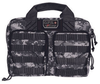 The Tactical Quad Plus Two Case features a pair of detachable padded pouches that allows you to carry up to six handguns with a inside storage area.